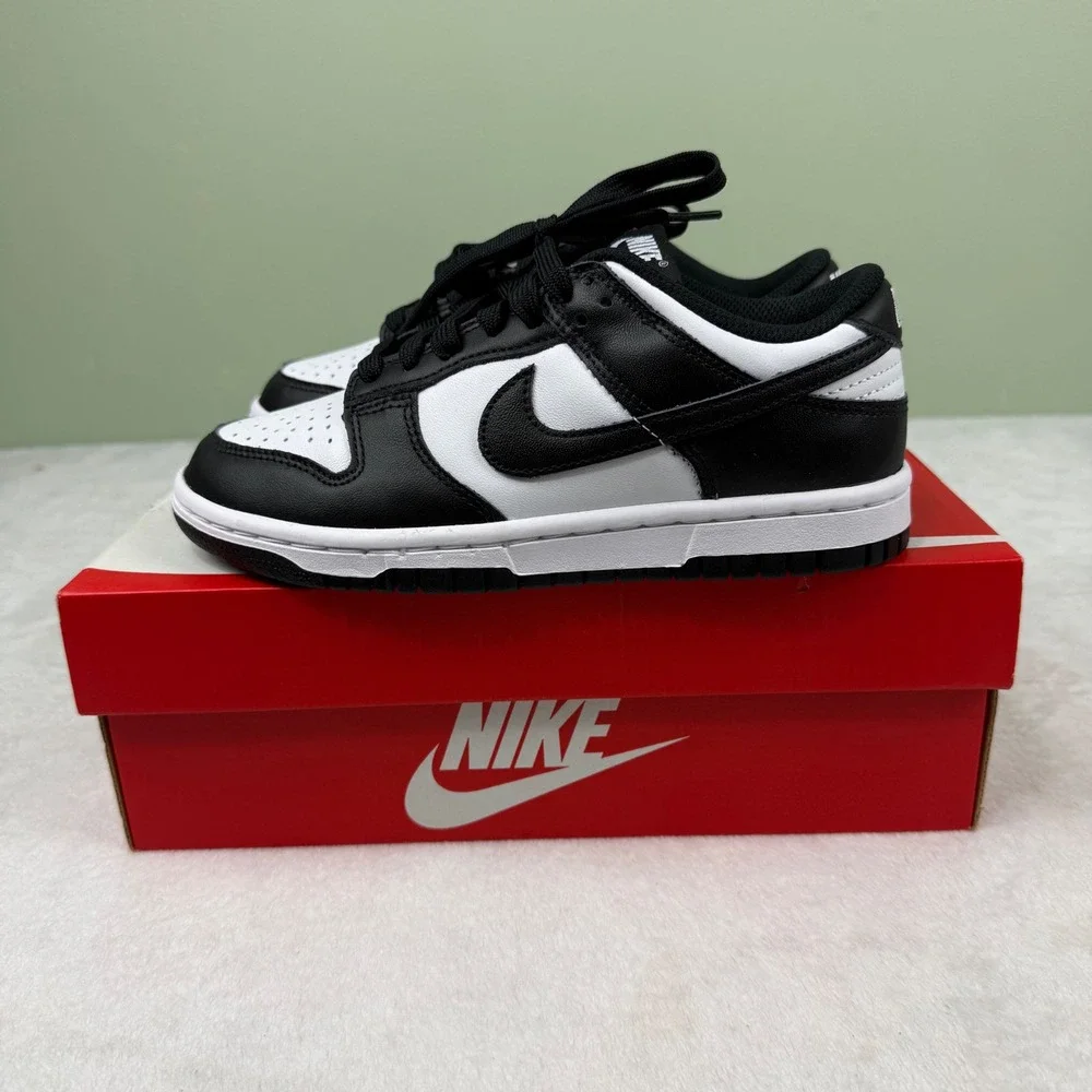 Nike these dunk